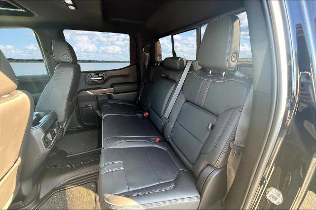 Used 2022 Chevrolet Silverado 1500 High Country w/ Technology Package image 23