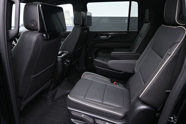 New 2026 GMC Yukon XL Elevation w/ Elevation Premium Package AWD/4WD image 15