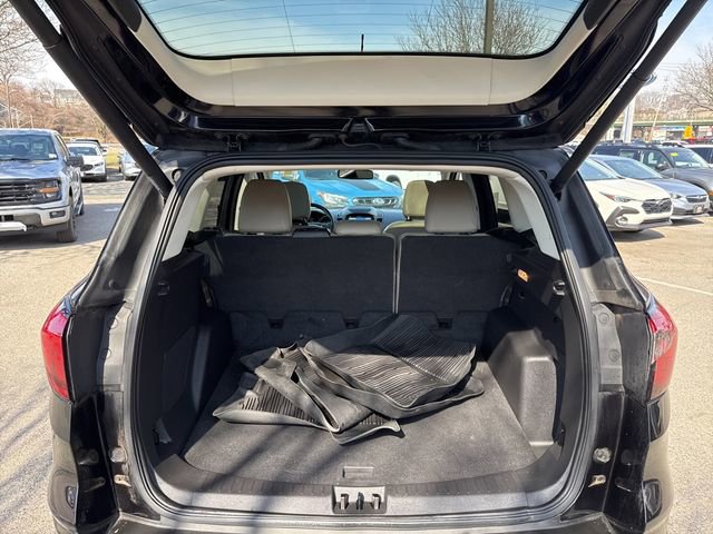 Used 2019 Ford Escape Titanium AWD/4WD image 25