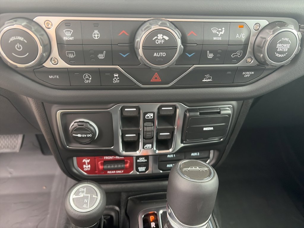 New 2026 Jeep Gladiator Sport AWD/4WD image 24