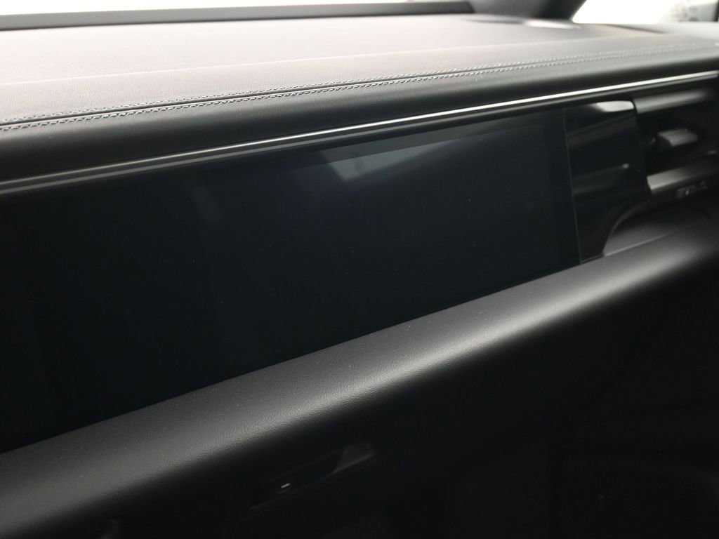 New 2026 Porsche Macan 4S Electric image 23