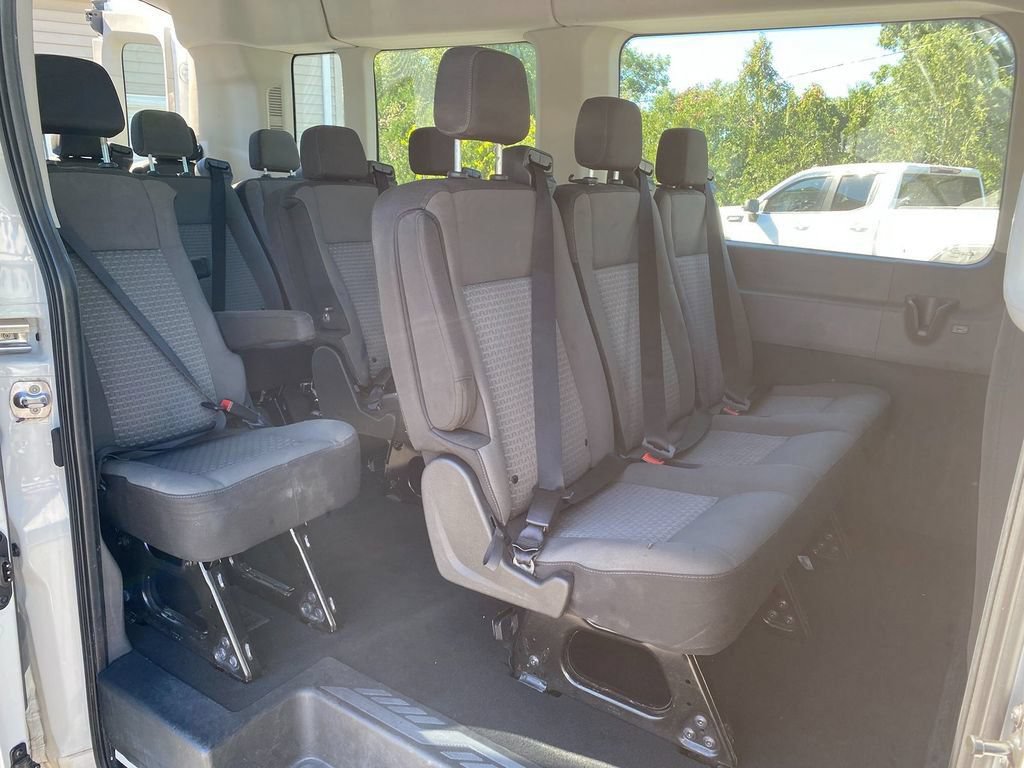 Used 2023 Ford Transit 350 XLT RWD image 27