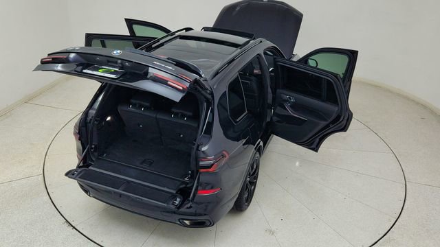 Used 2024 BMW X7 xDrive40i w/ M Sport Package image 95