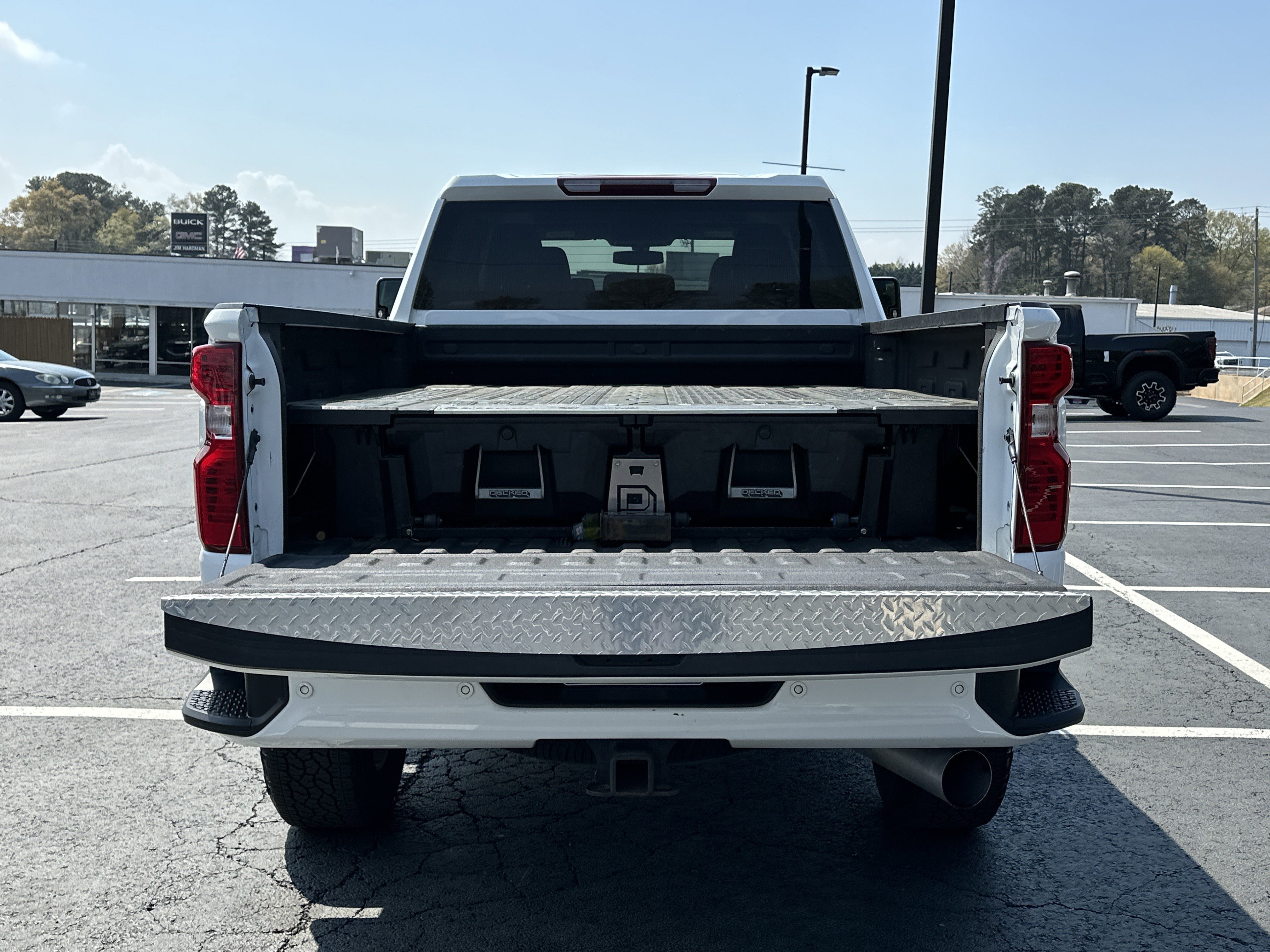 Used 2022 Chevrolet Silverado 2500 LT w/ Z71 Chrome Sport Edition image 14