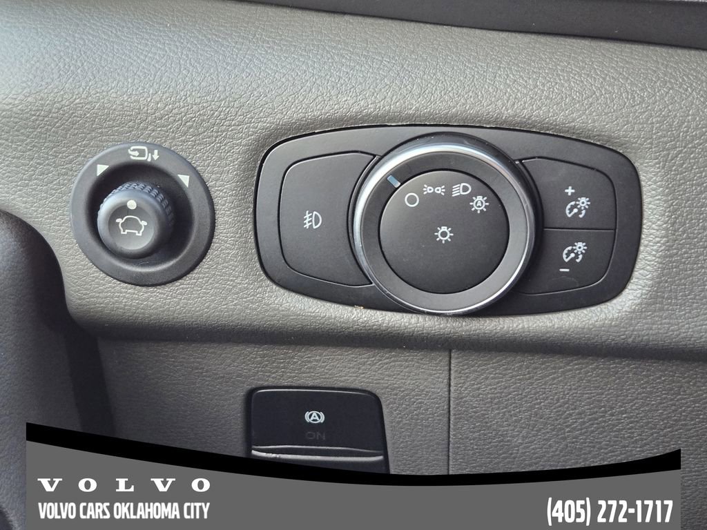 Used 2023 Ford Transit 350 XLT image 20