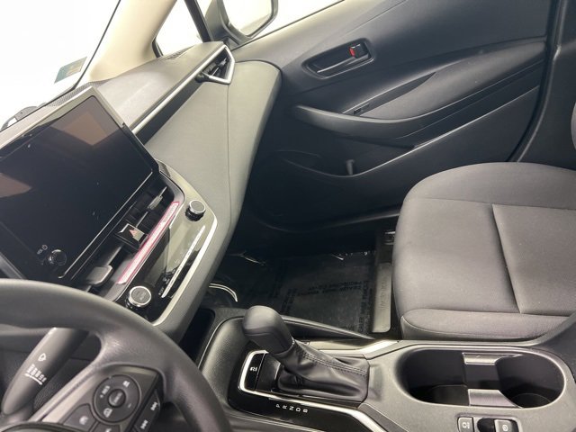 Used 2024 Toyota Corolla LE image 11