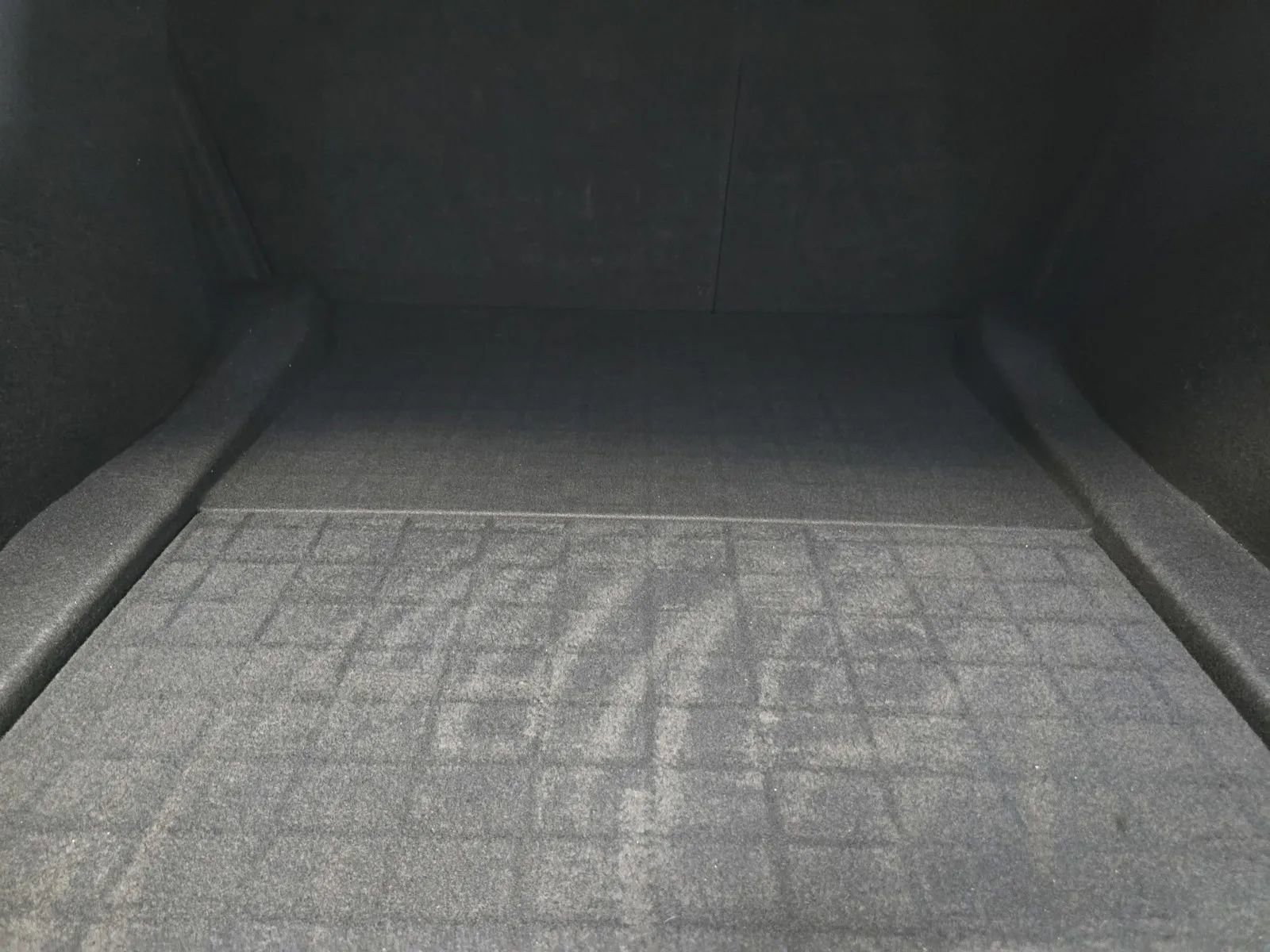 Used 2020 Tesla Model 3 Performance image 10