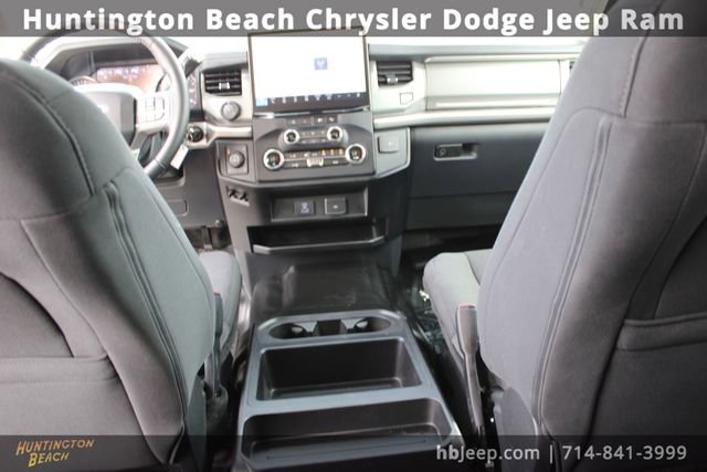 Used 2024 Ford Expedition XL AWD/4WD image 18