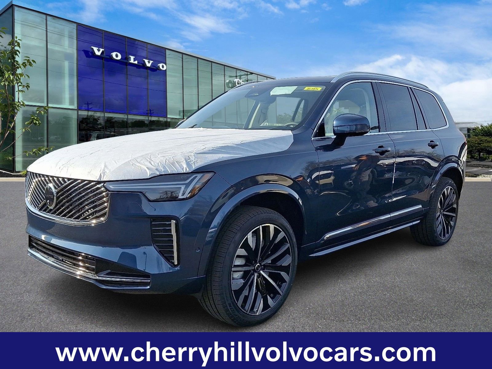 New 2026 Volvo XC90 B6 Ultra w/ Protection Package image 2