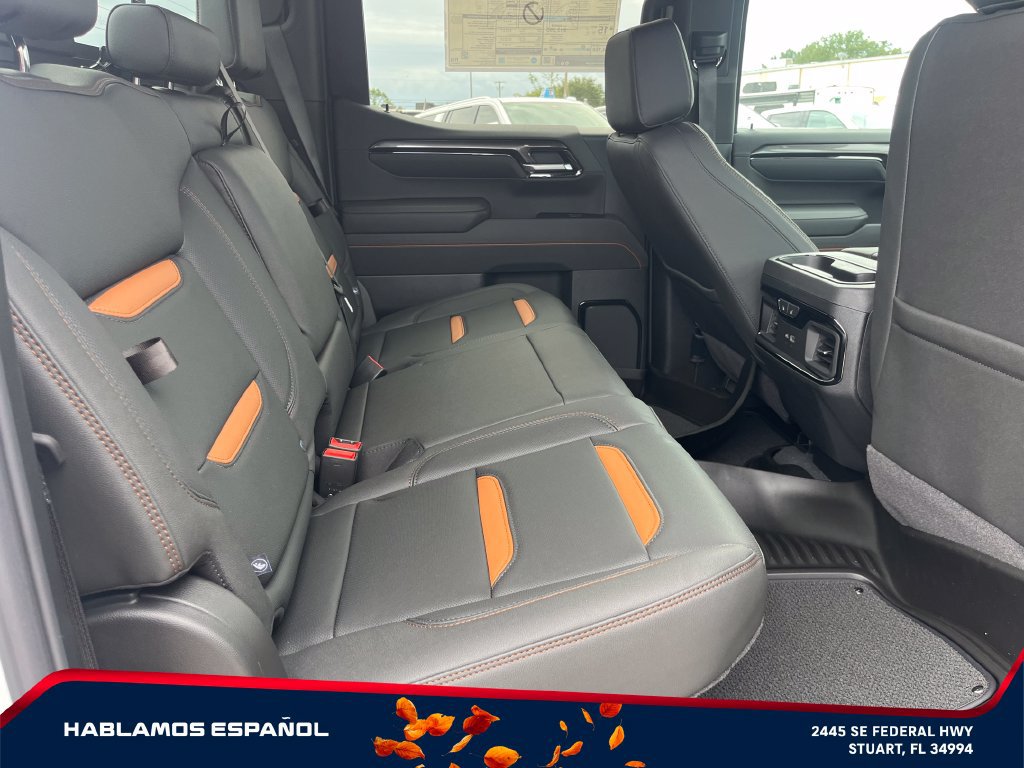 New 2026 GMC Sierra 1500 AT4 w/ AT4 Premium Package AWD/4WD image 17