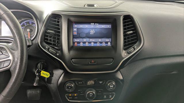Used 2020 Jeep Cherokee Latitude AWD/4WD image 28