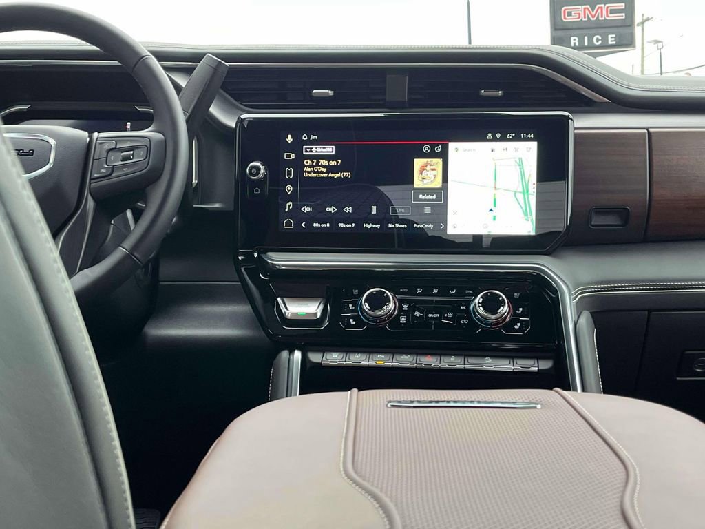 Certified 2026 GMC Sierra 2500 Denali Ultimate w/ Max Trailering Package image 13