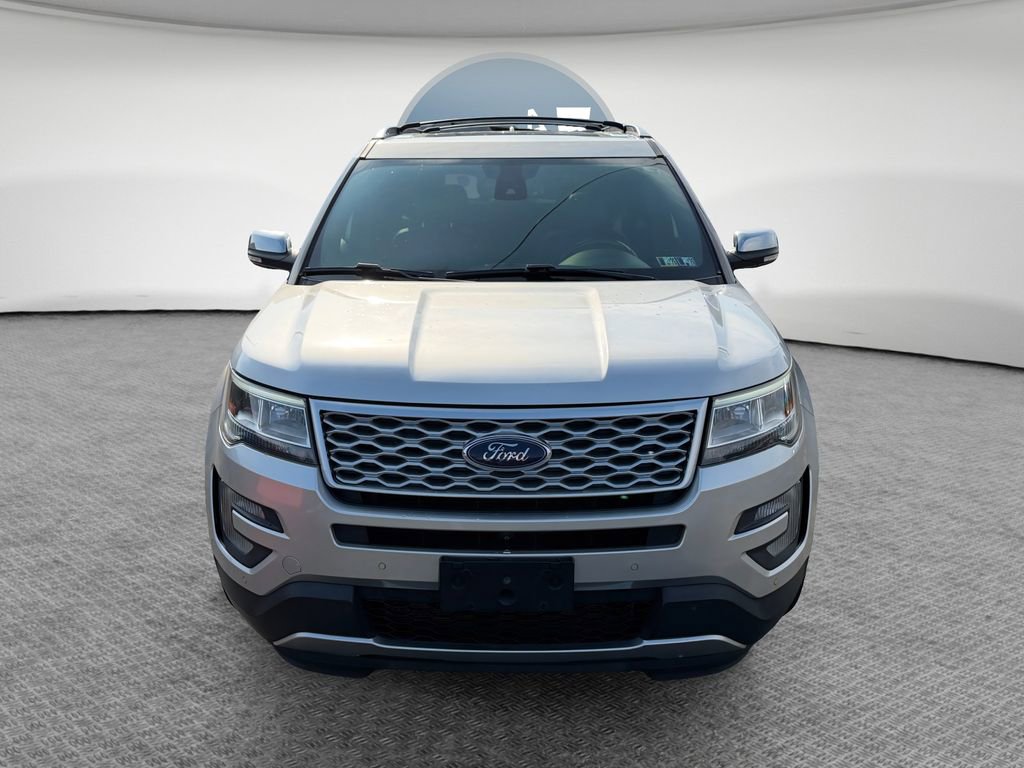 Used 2017 Ford Explorer Platinum image 9