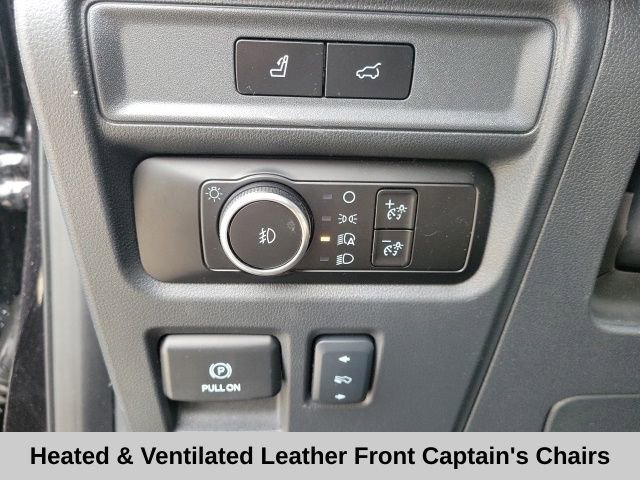 Used 2024 Ford Expedition Limited RWD image 9