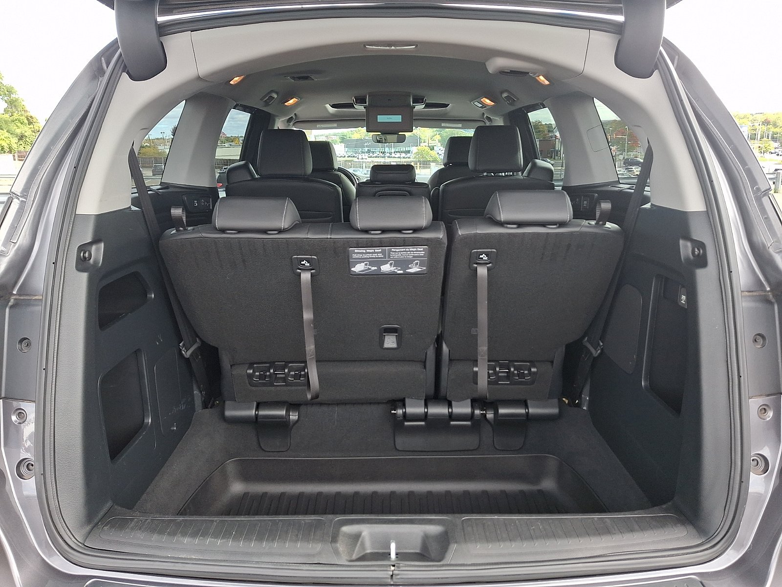 Used 2023 Honda Odyssey Touring image 33