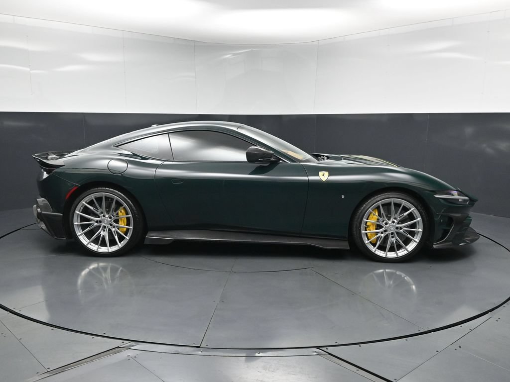 Used 2021 Ferrari Roma RWD image 11