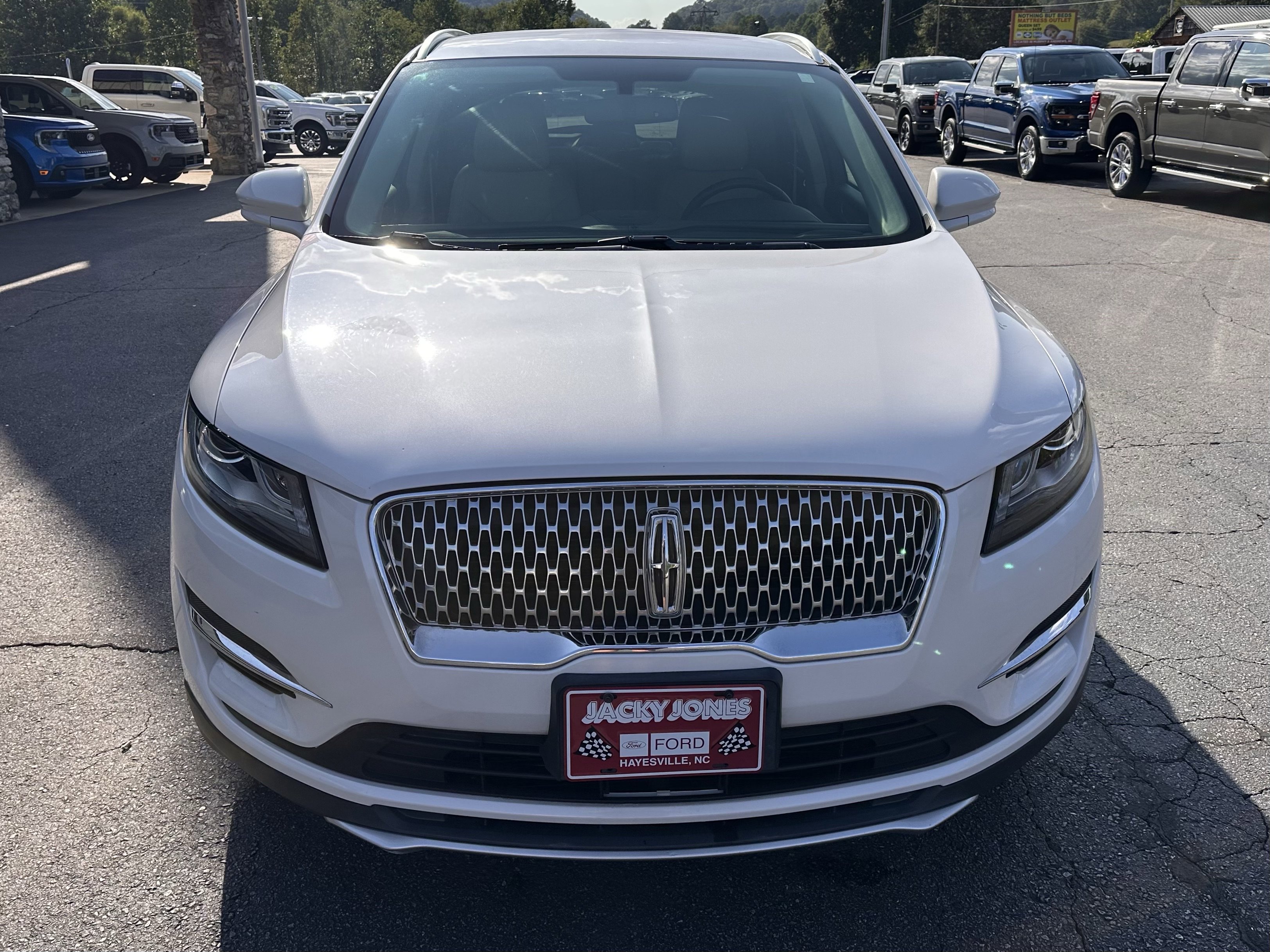 Used 2019 Lincoln MKC Premiere AWD/4WD image 3