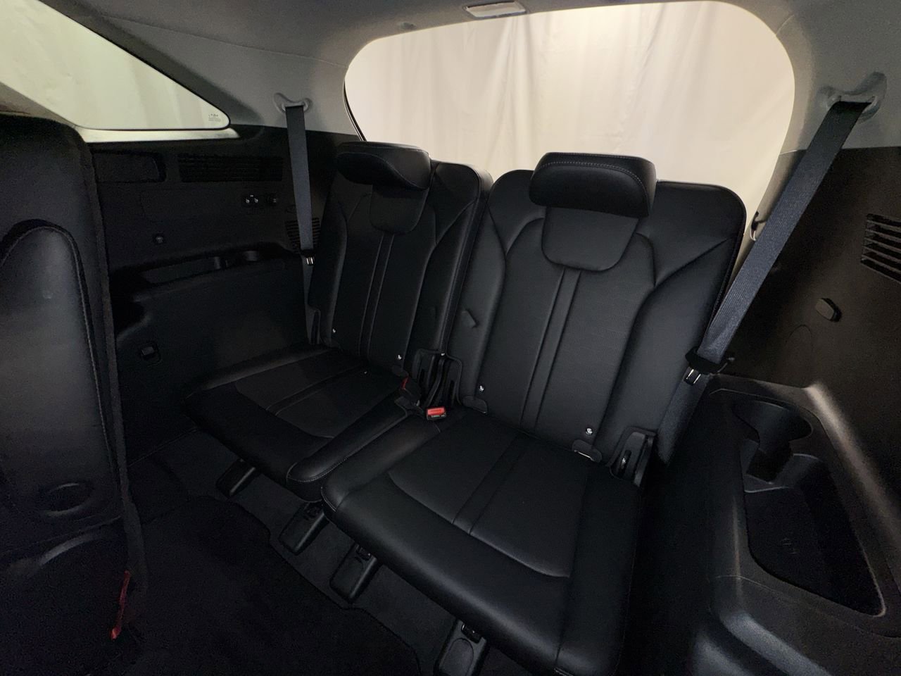 Certified 2024 Kia Sorento X-Line EX image 33