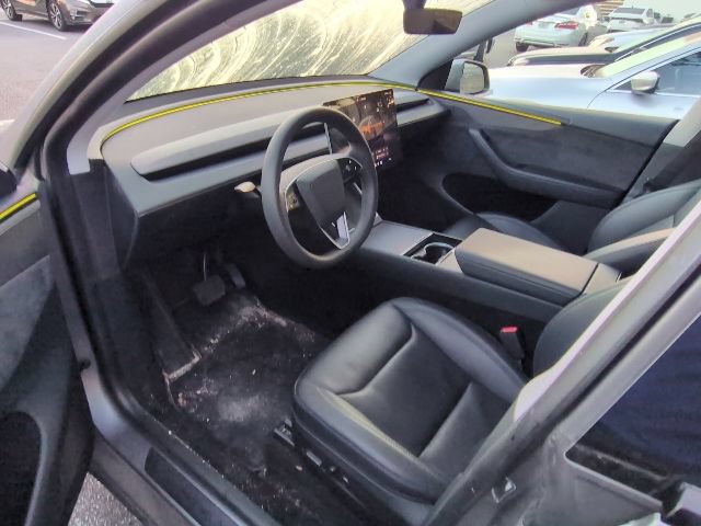 Used 2026 Tesla Model Y Long Range AWD/4WD image 6
