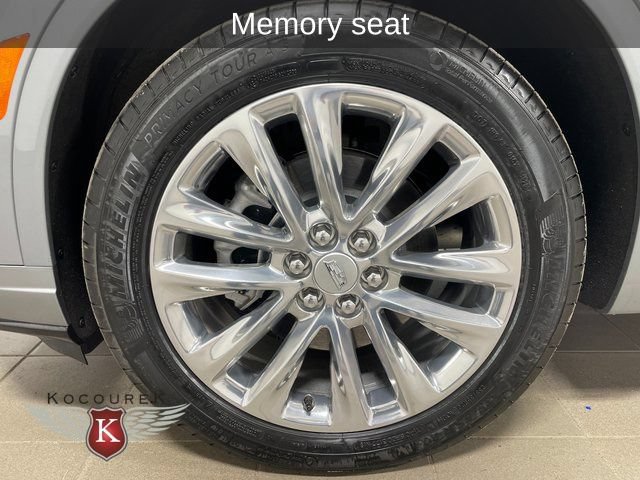 Used 2025 Cadillac XT6 Premium Luxury w/ LPO, Floor Liner Package AWD/4WD image 8