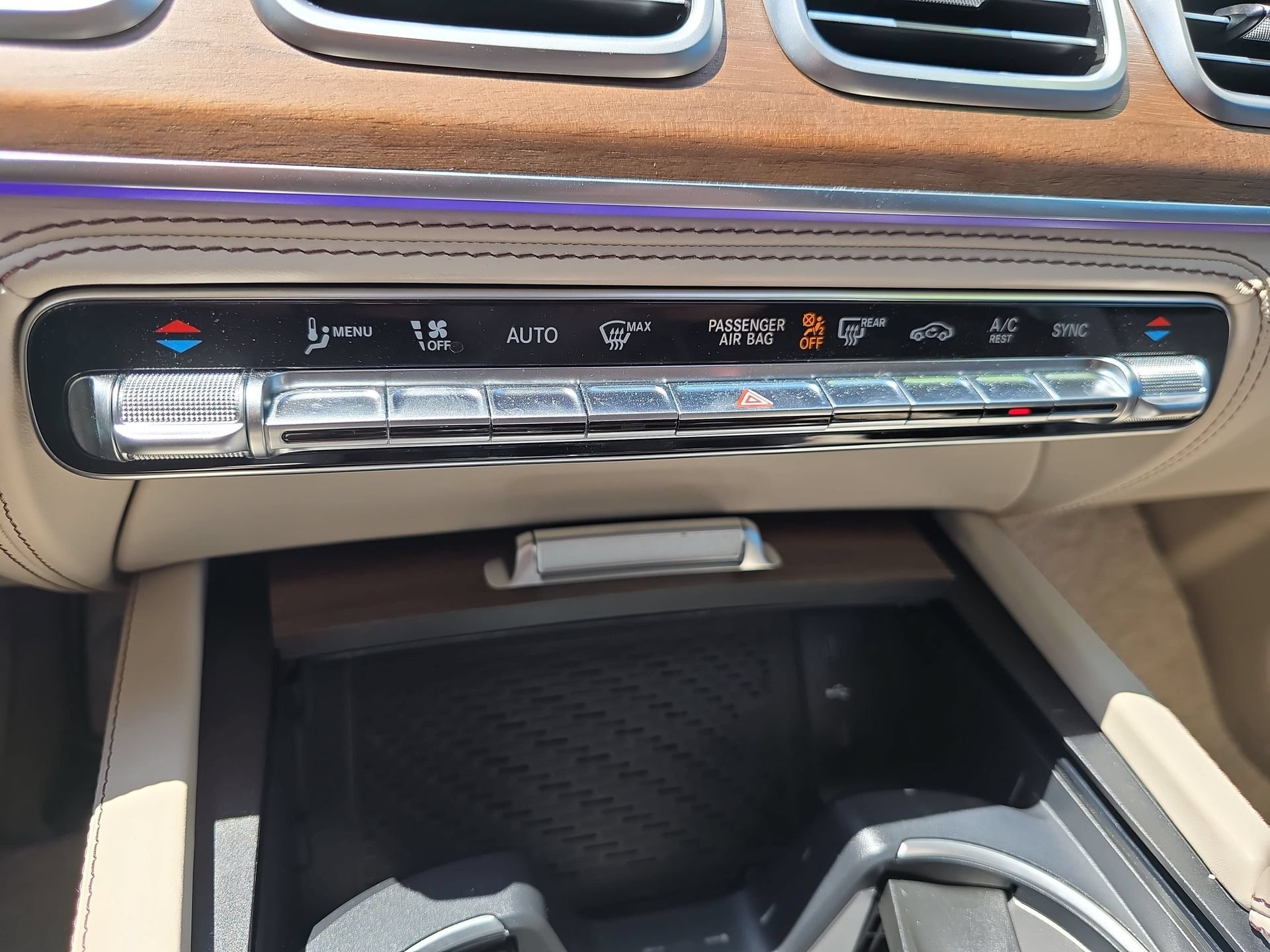 Used 2026 Mercedes-Benz Maybach GLS 600 4MATIC image 24