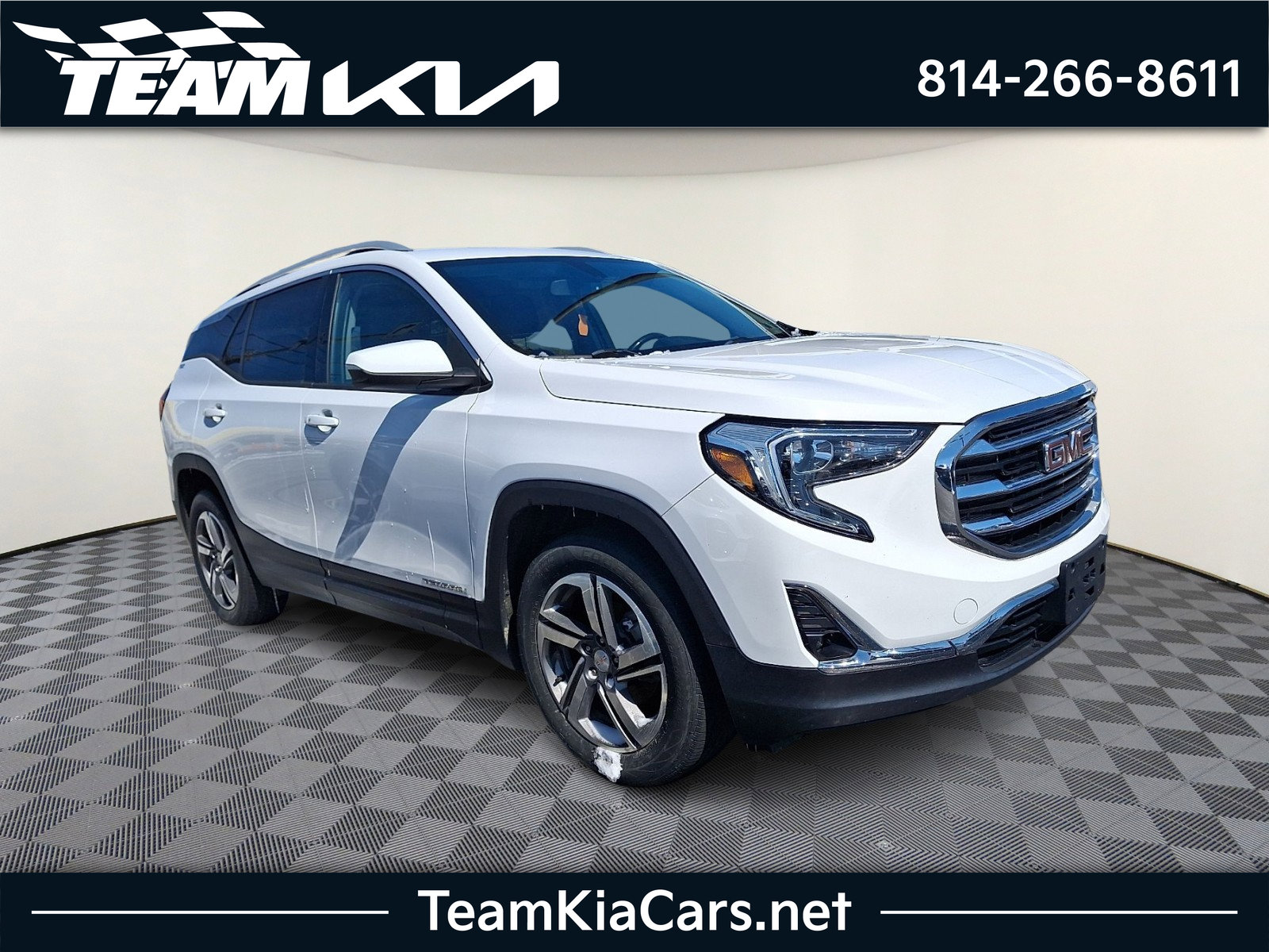 Used 2019 GMC Terrain SLT w/ Preferred Package image 1