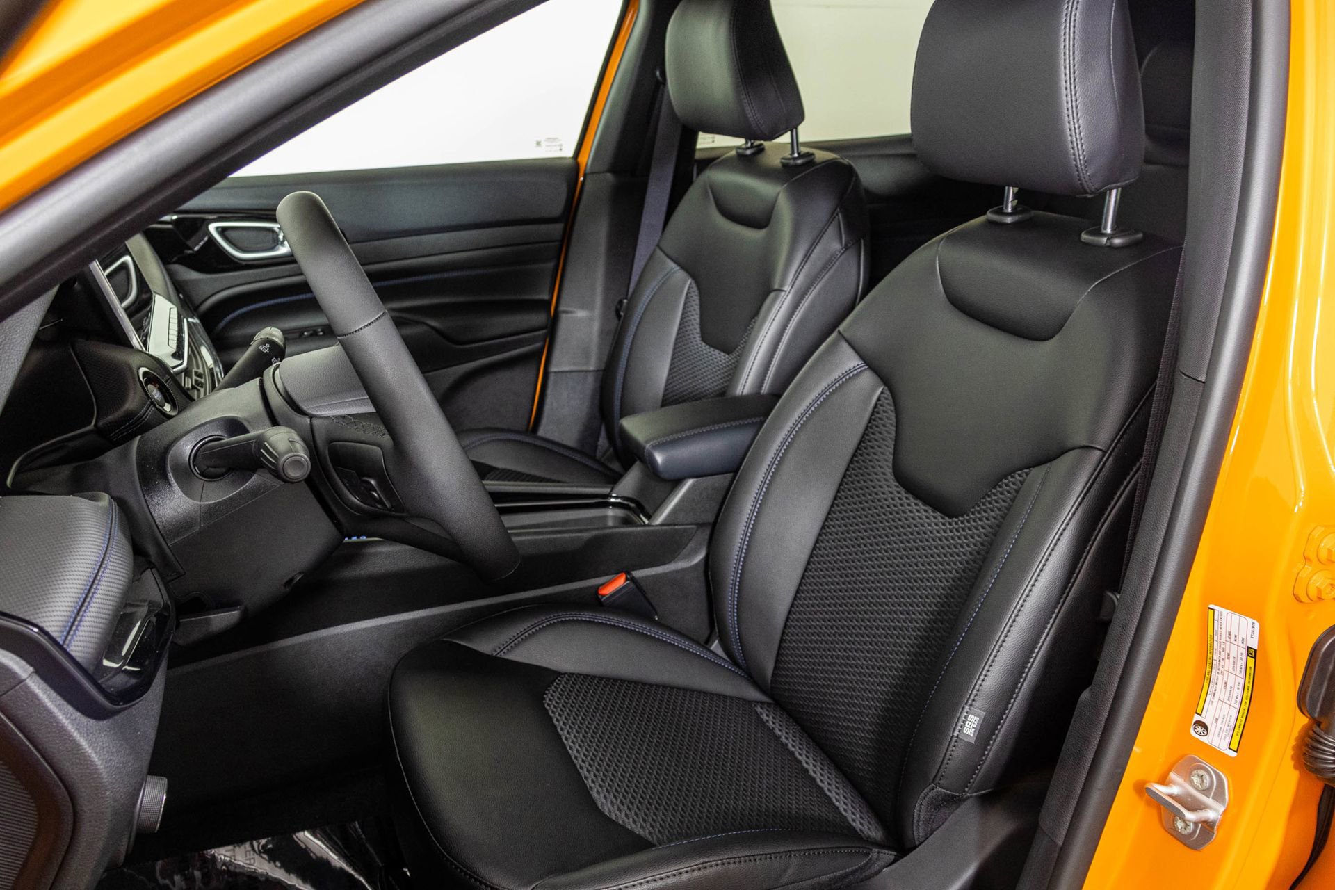 New 2026 Jeep Compass Latitude image 16