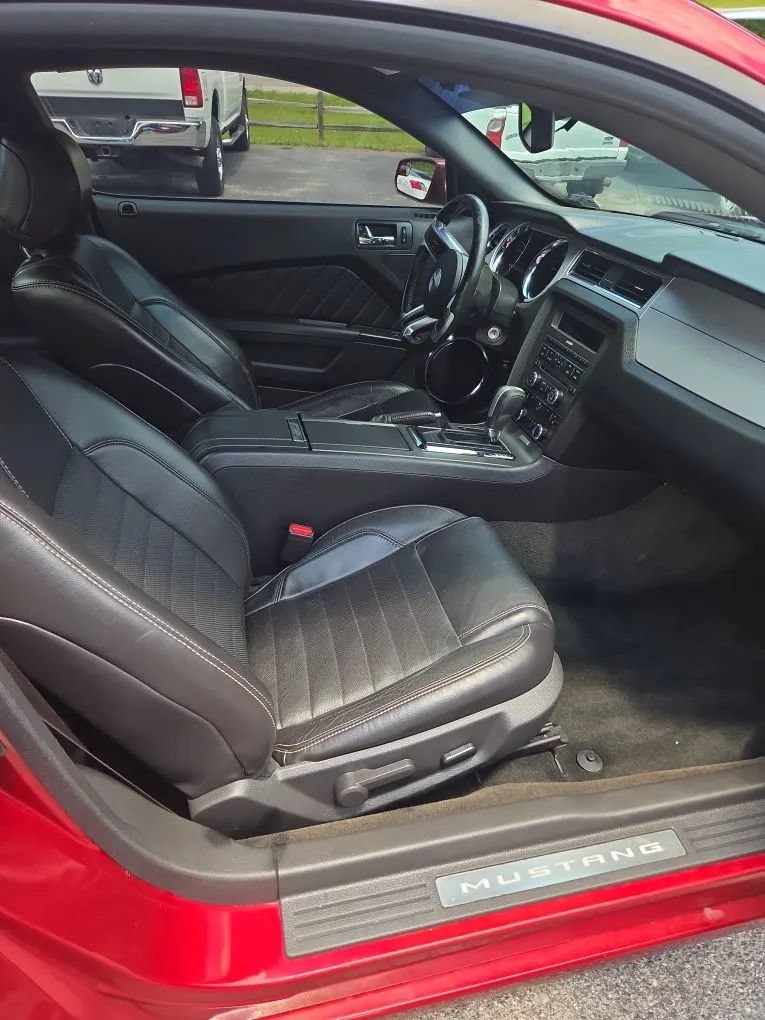Used 2014 Ford Mustang Premium w/ V6 Performance Package RWD image 8