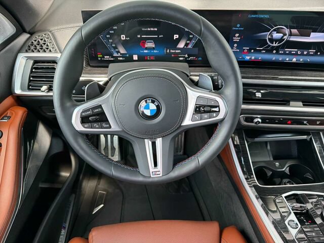 Used 2025 BMW X5 M60i AWD/4WD image 18