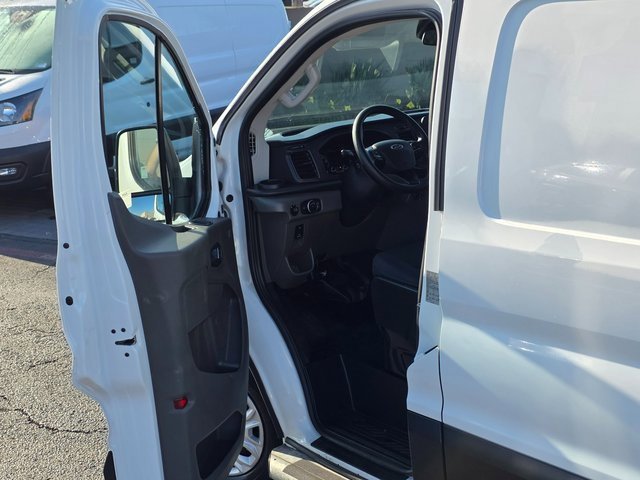 Used 2024 Ford Transit 250 Low Roof w/ Exterior Upgrade Package image 39
