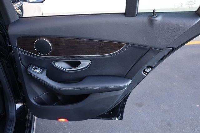 Used 2015 Mercedes-Benz C 300 Sedan image 19