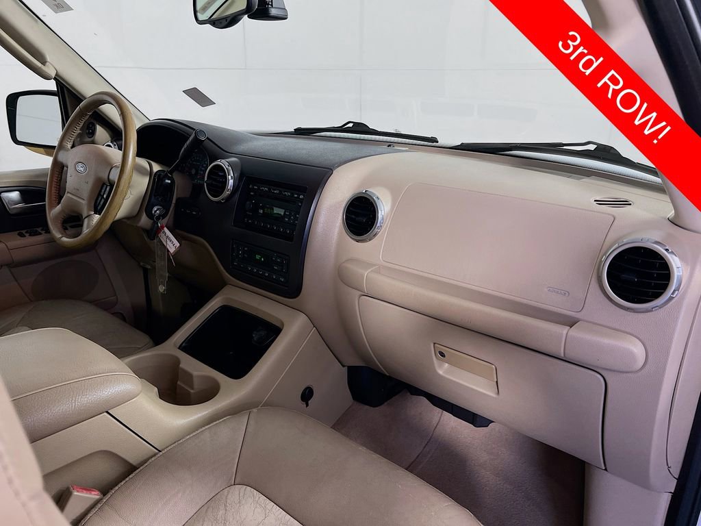 Used 2004 Ford Expedition Eddie Bauer image 28
