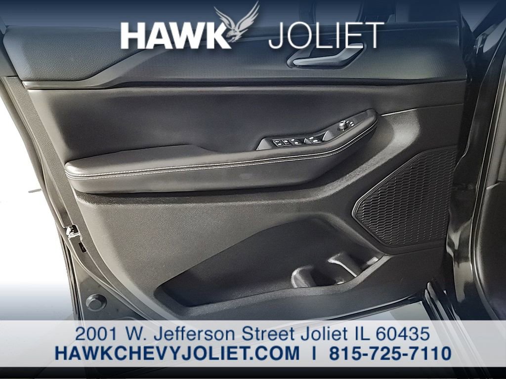 Used 2024 Jeep Grand Cherokee Altitude AWD/4WD image 21