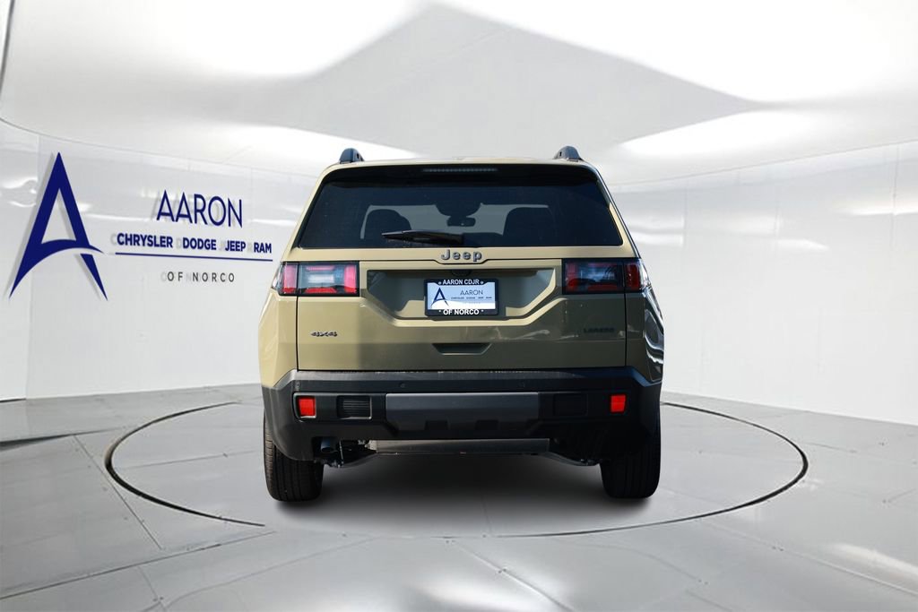 New 2026 Jeep Cherokee Laredo image 3