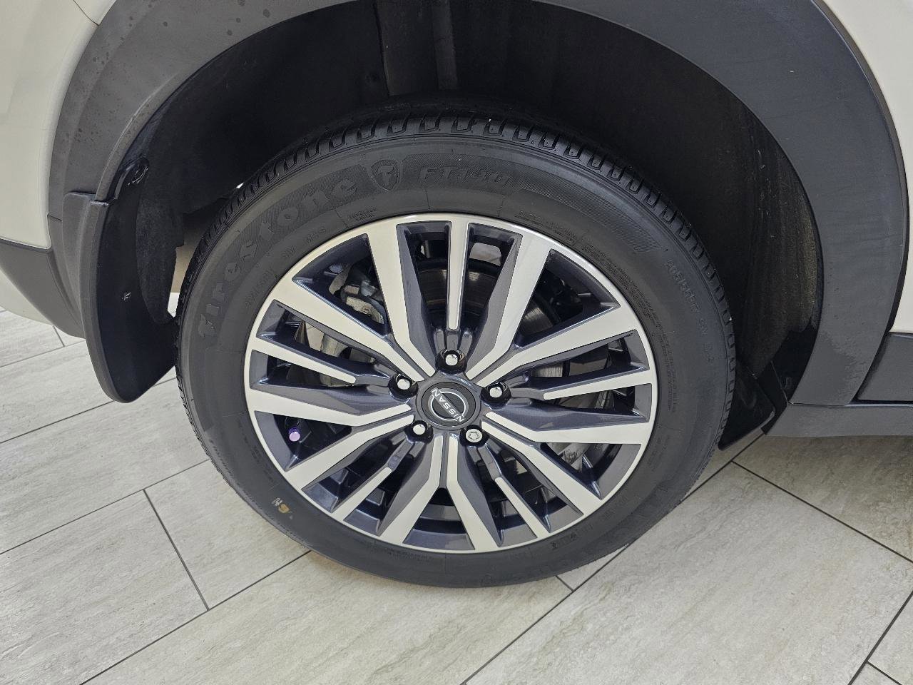 Used 2024 Nissan Kicks SV image 34