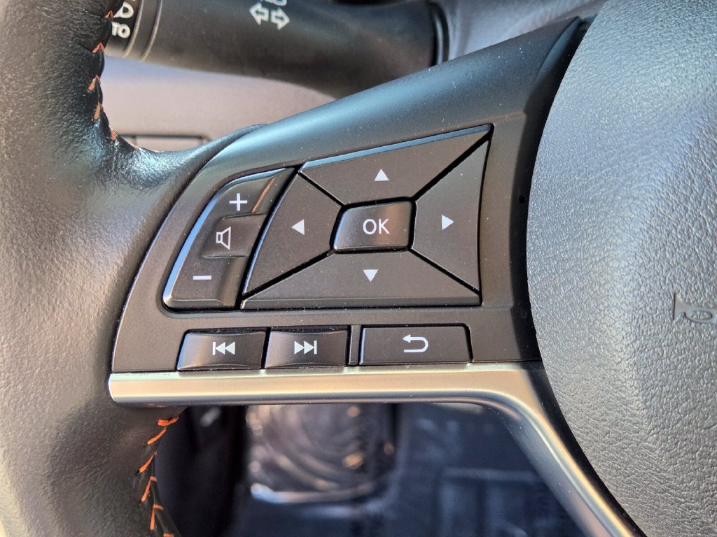 Certified 2024 Nissan Sentra SR FWD image 30