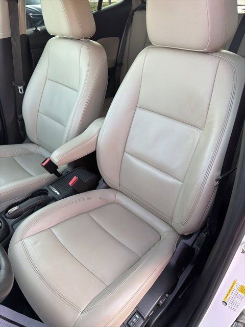 Used 2018 Buick Encore Premium w/ Experience Buick Package image 12