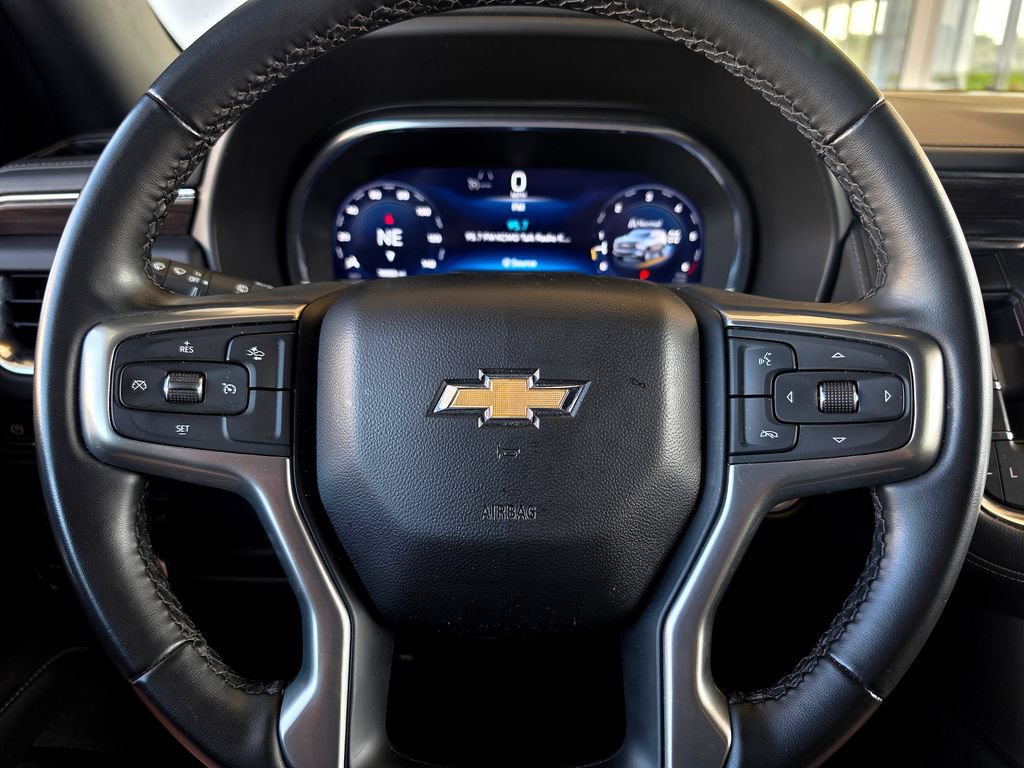 Used 2024 Chevrolet Suburban LT AWD/4WD image 25