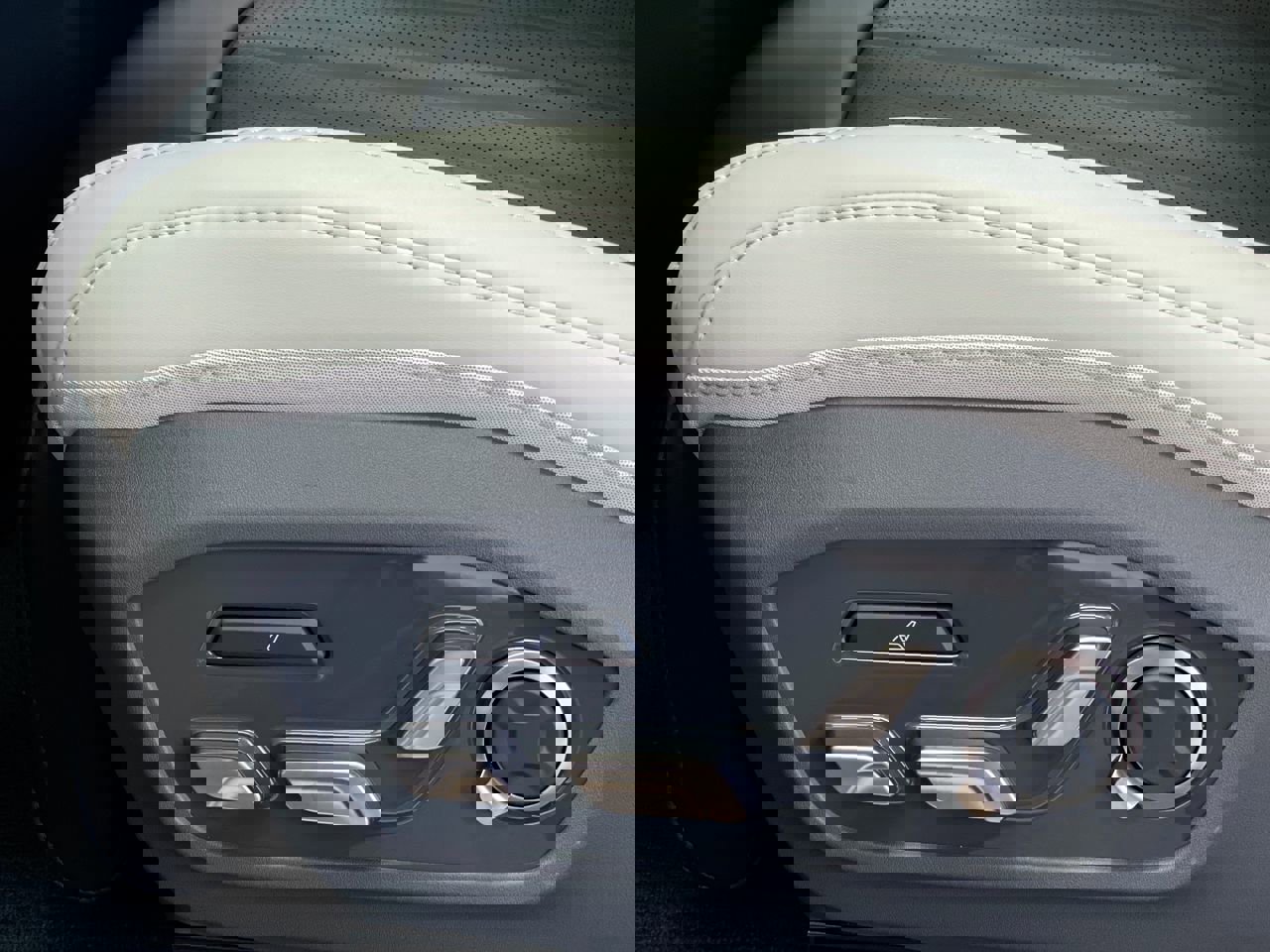 New 2026 Kia EV9 GT-Line image 17