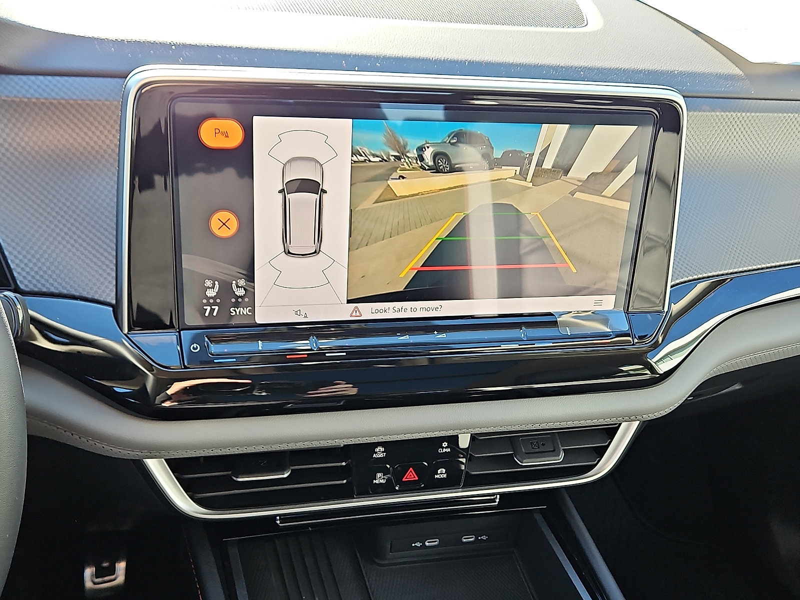 New 2026 Volkswagen Atlas Peak Edition image 17