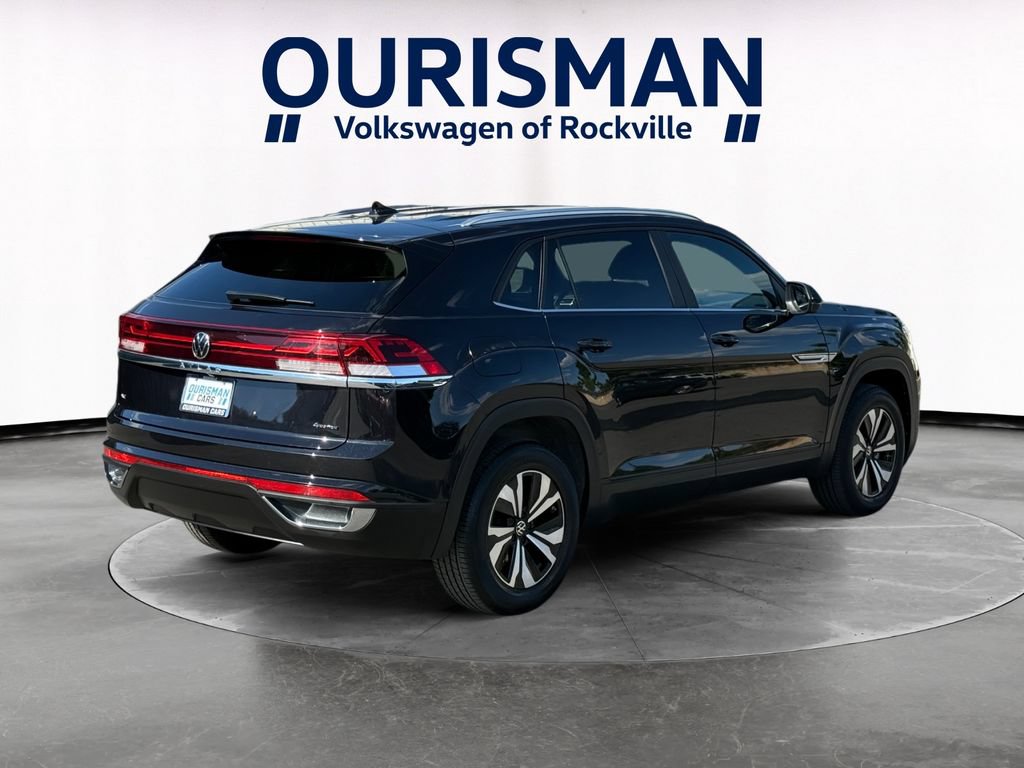 Used 2024 Volkswagen Atlas Cross Sport SE AWD/4WD image 6