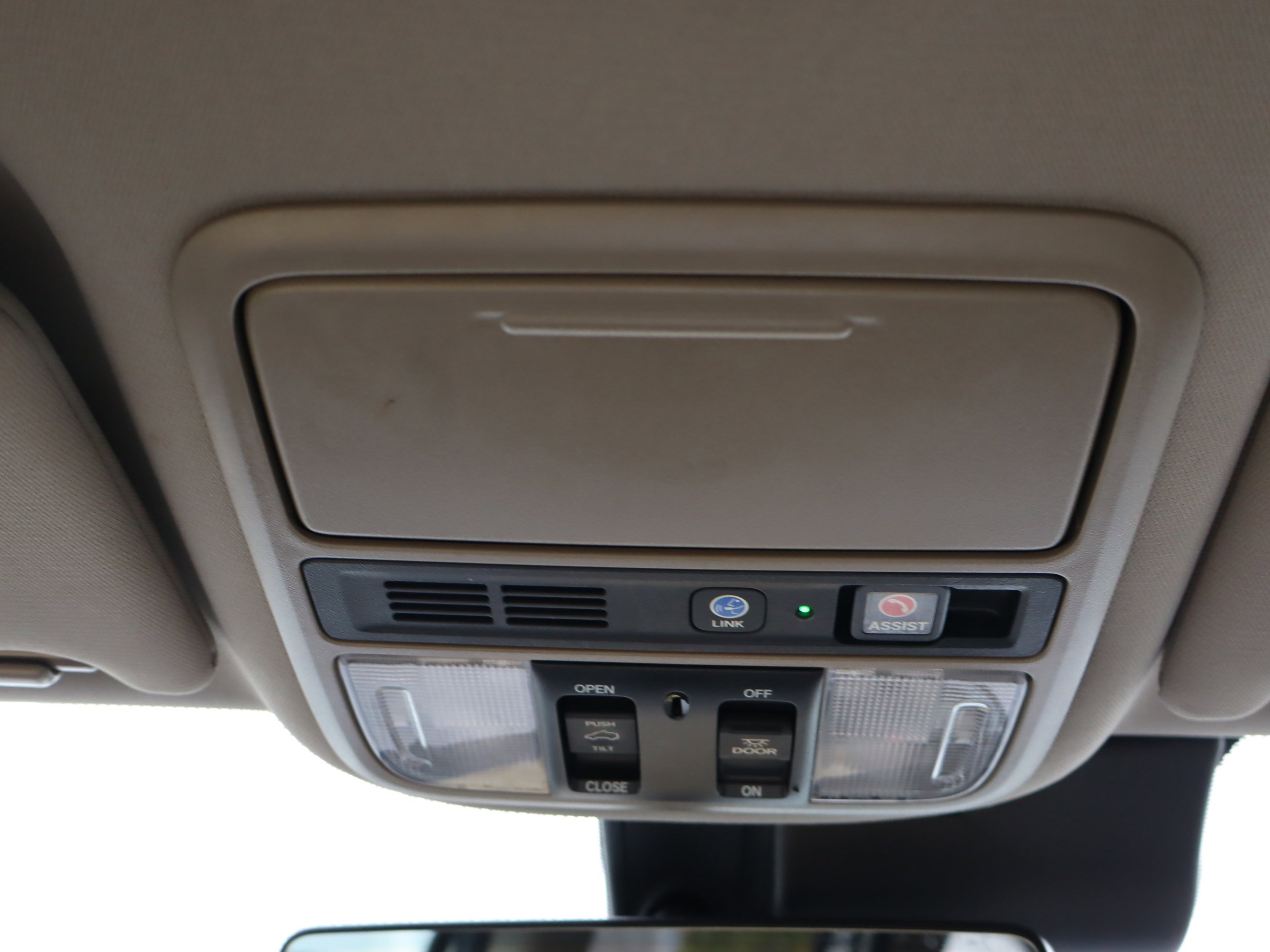 Used 2021 Honda Pilot Touring image 31