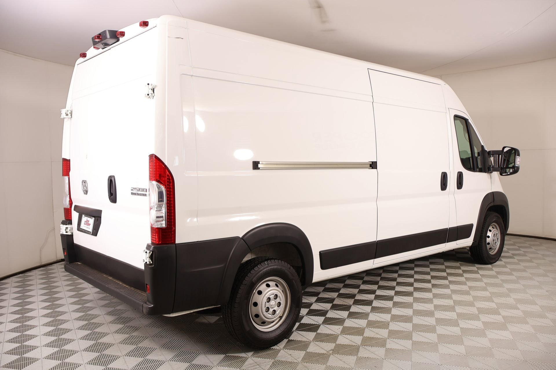 Used 2023 RAM ProMaster 2500 FWD image 18
