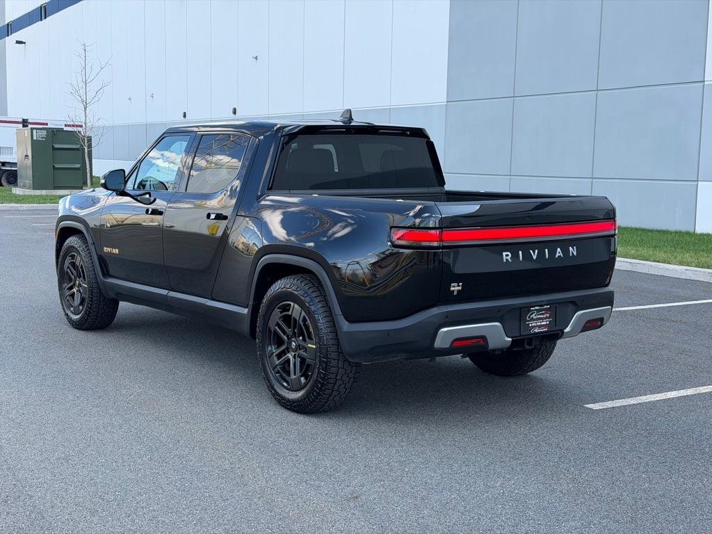 Used 2022 Rivian R1T Adventure image 8