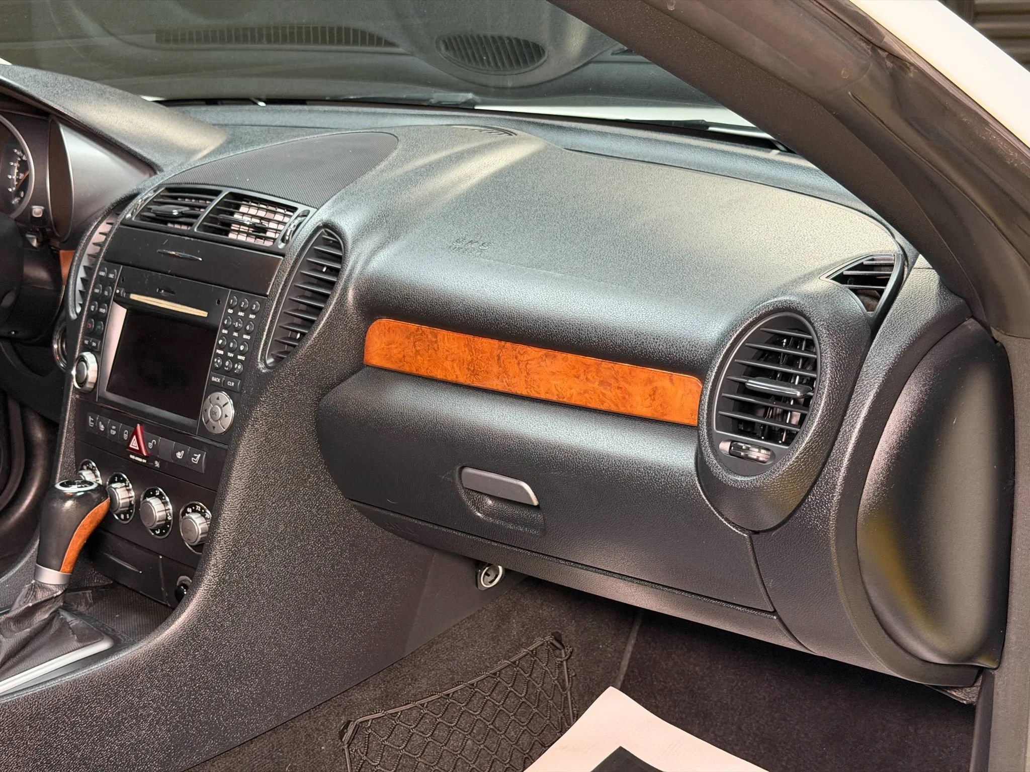 Used 2011 Mercedes-Benz SLK 300 image 35