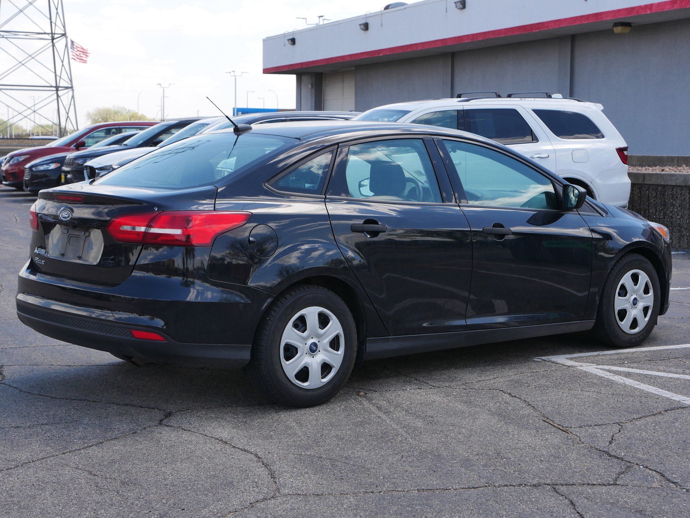 Used 2018 Ford Focus S FWD image 4