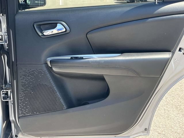 Used 2017 Dodge Journey SXT FWD image 23