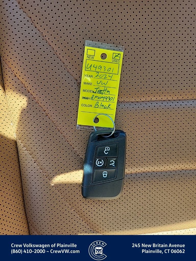 Certified 2024 Volkswagen Jetta SEL FWD image 36