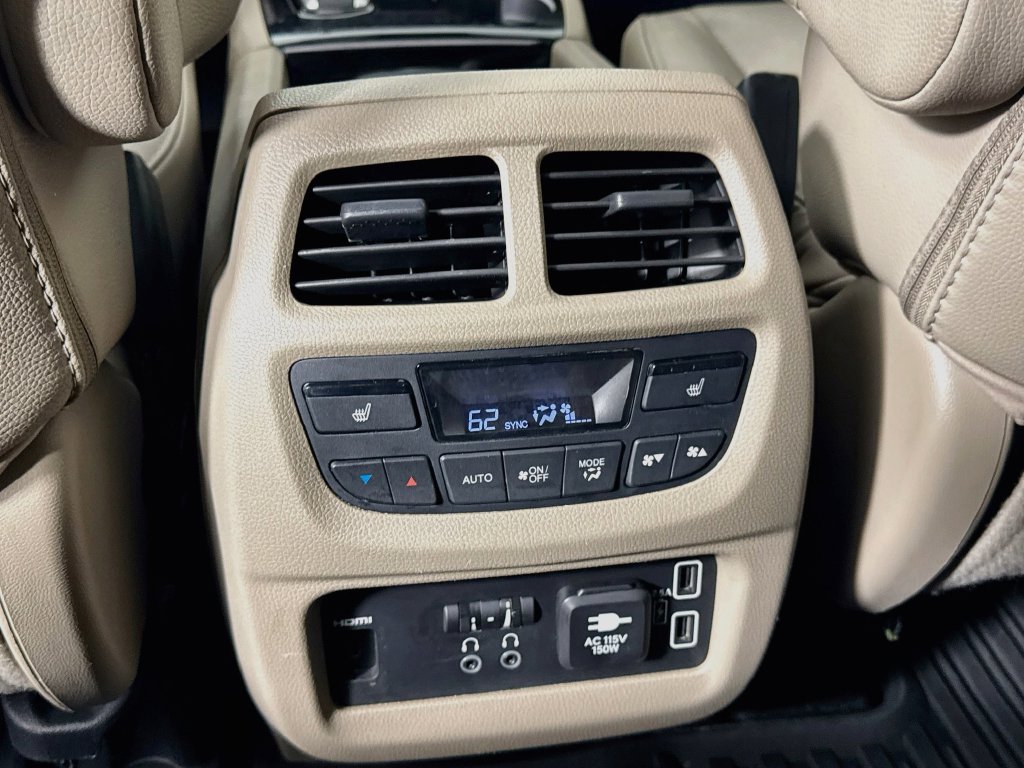 Used 2021 Honda Pilot Touring image 35