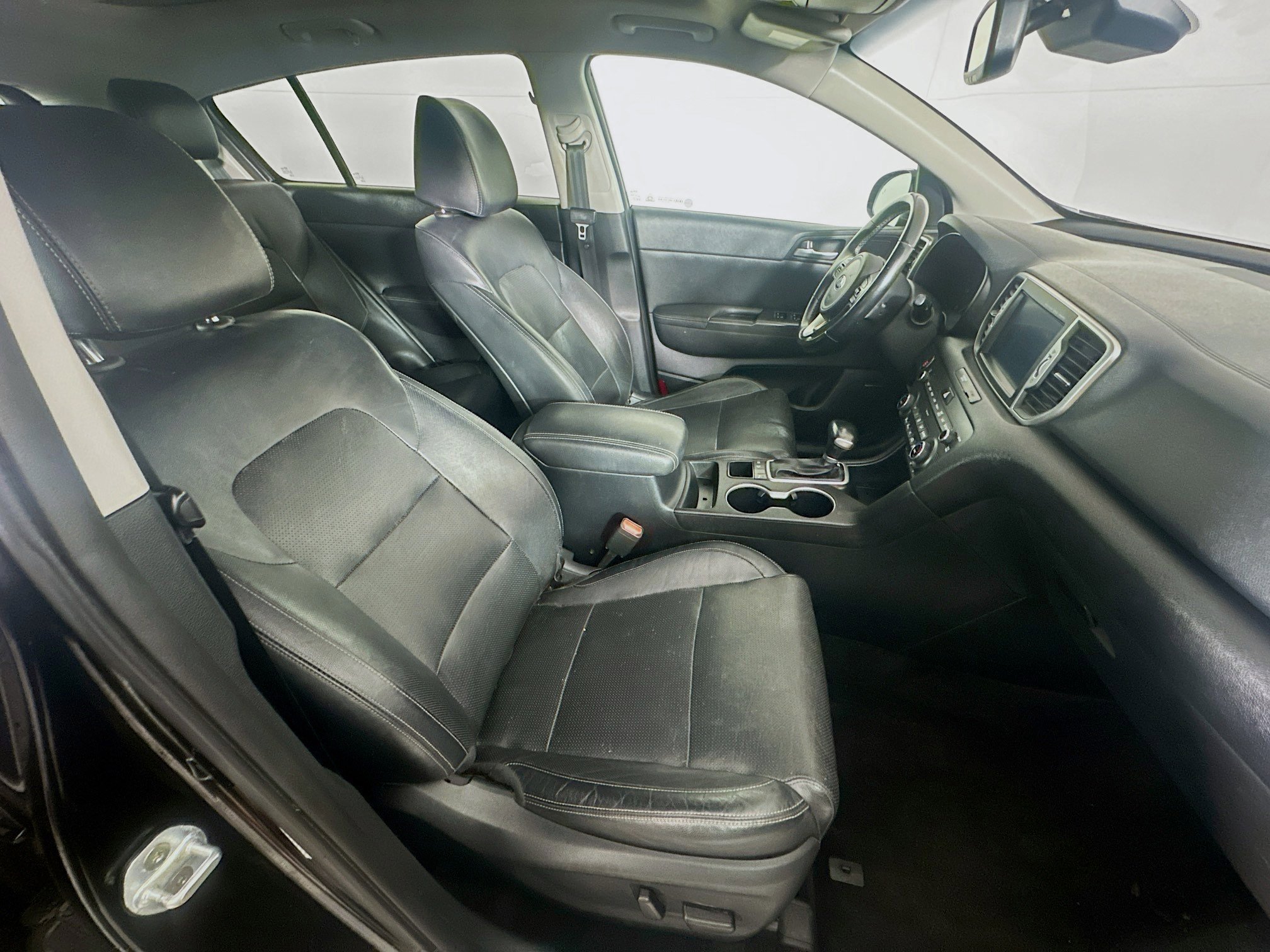 Used 2017 Kia Sportage EX w/ EX Technology Package image 32